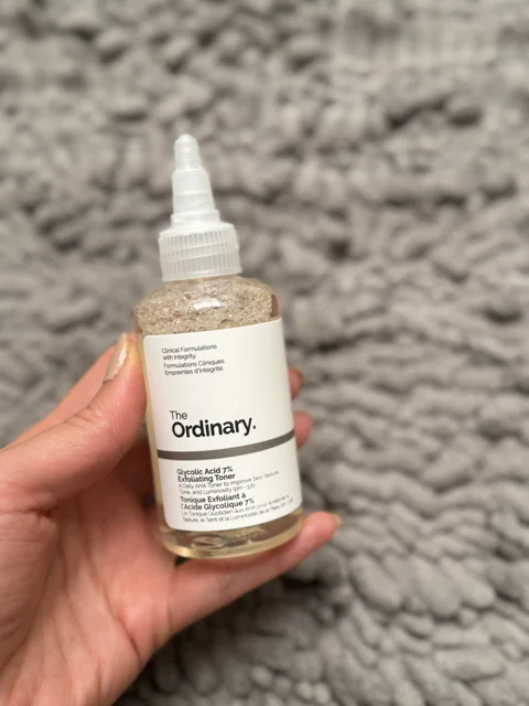 لايه بردار و روشن كننده قوى پوست